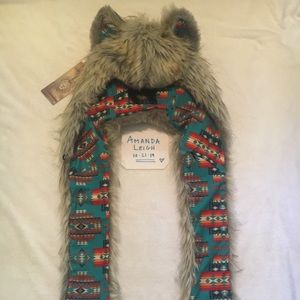 Silver coyote HB3 CE spirit hood